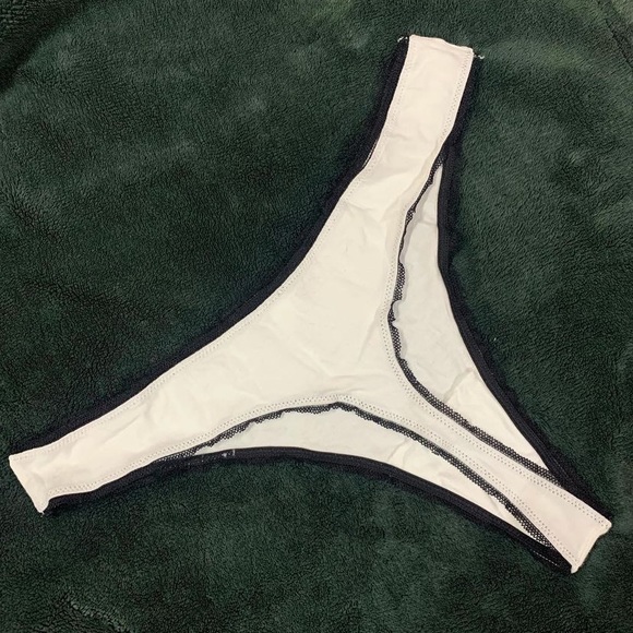 Women’secret thong pack of 3 - Picture 4 of 10